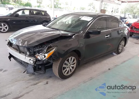 2016 Nissan Altima 2.5/2.5 S/2.5 Sl/2.5 Sr/2.5 Sv из США, поврежденный, VIN 1N4AL3AP4GC170885